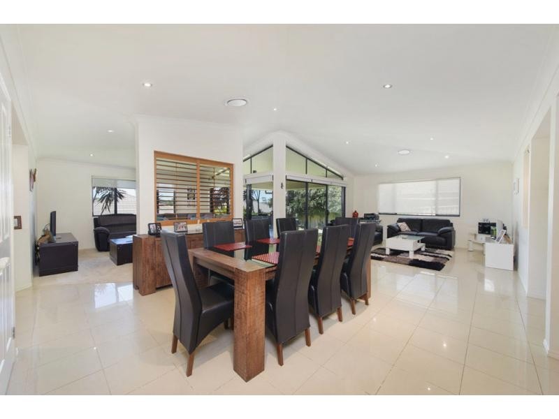 19 Rainbow Beach Drive, Bonny Hills NSW 2445