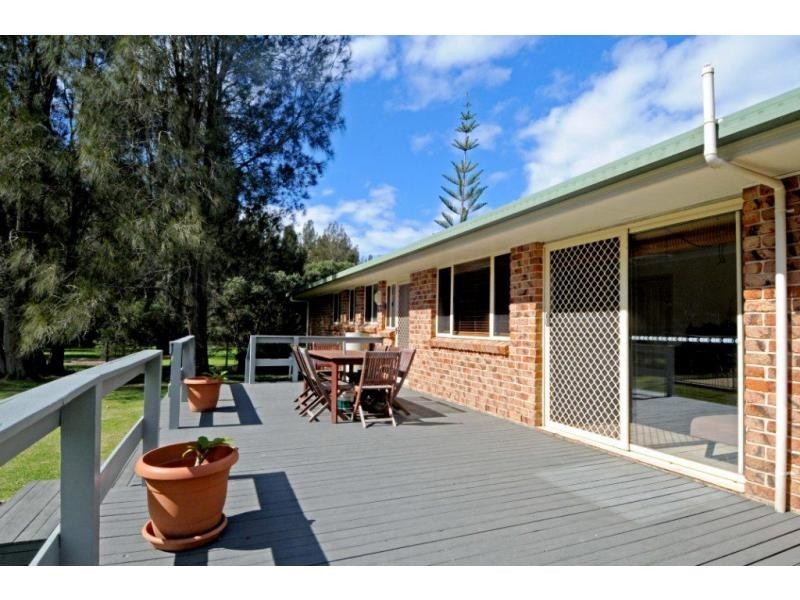 39 Springhill Place, Lake Cathie NSW 2445
