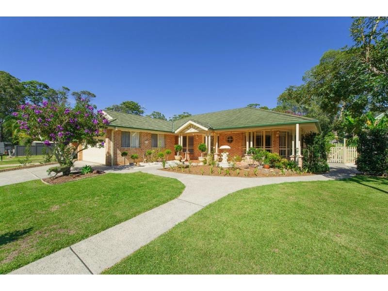 6 Seafront Circuit, Bonny Hills NSW 2445