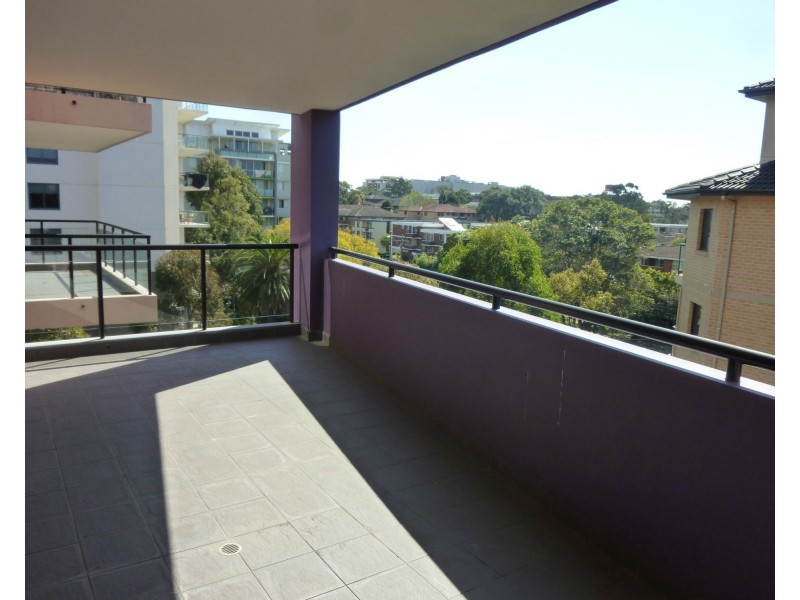 2604/32 Orara Street, Waitara NSW 2077