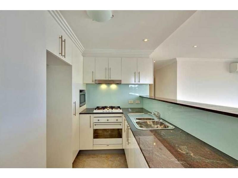 40/12 Baker Street, Gosford NSW 2250