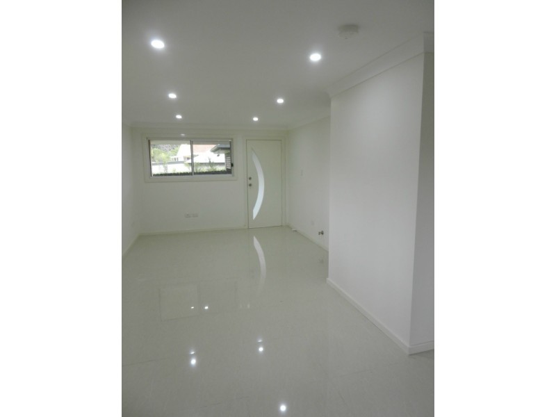 8A Kuring-gai Chase Road, Mount Colah NSW 2079