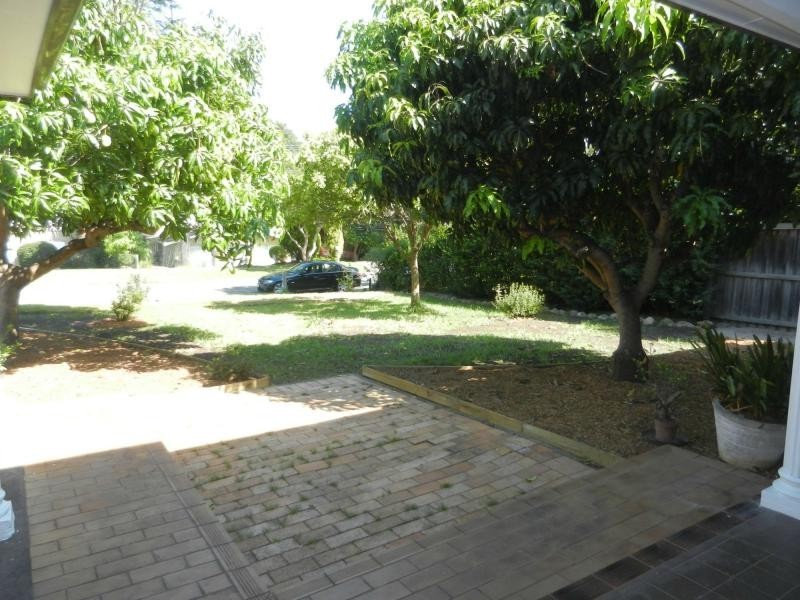 23 GILLIAN Parade, West Pymble NSW 2073