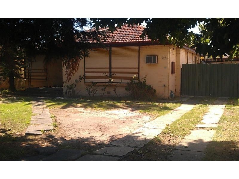 214 Warrigal Road, Oakleigh South VIC 3167