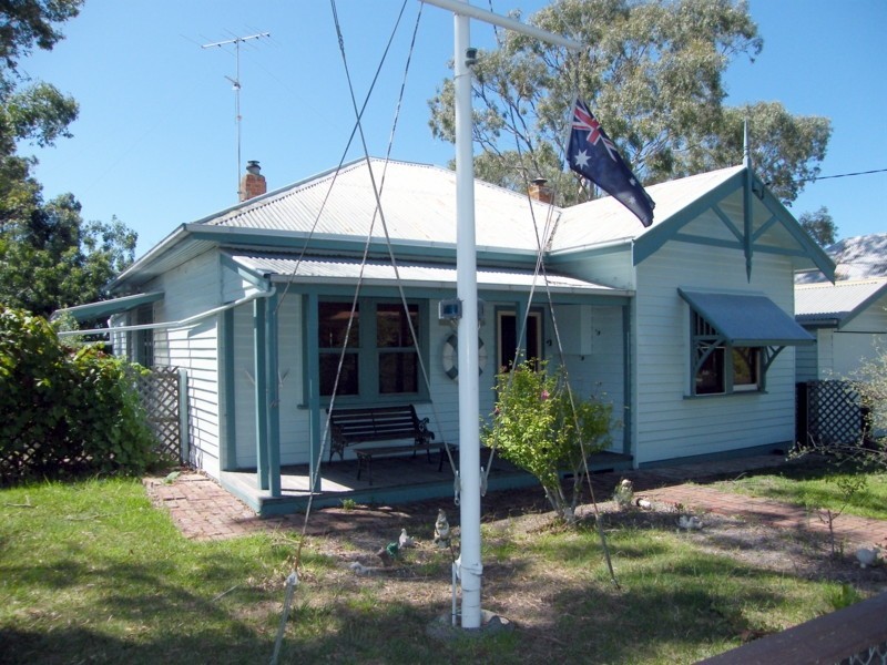 34 Langford Parade, Paynesville VIC 3880