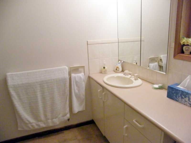 16 Sheerwater Terrace, Paynesville VIC 3880