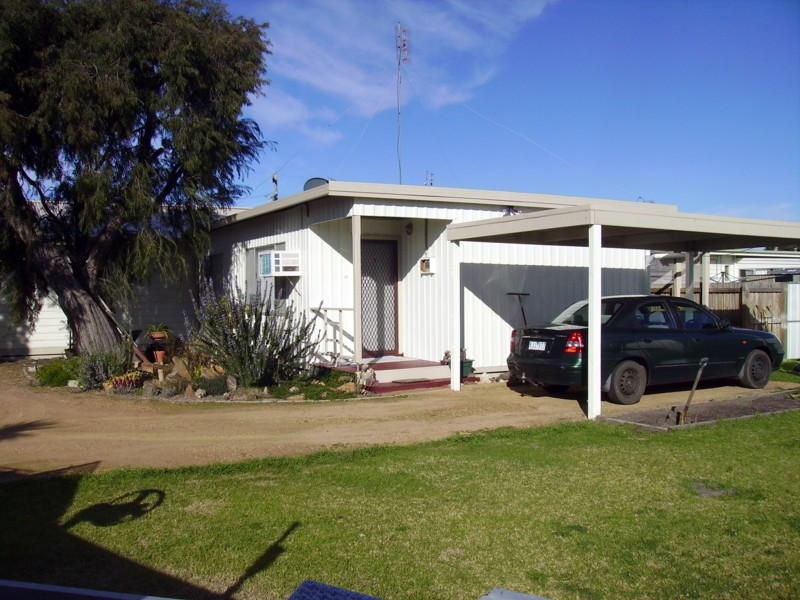 15 Kings Road, Paynesville VIC 3880