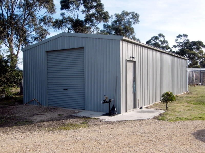 100 Rivermouth Street, Eagle Point VIC 3878