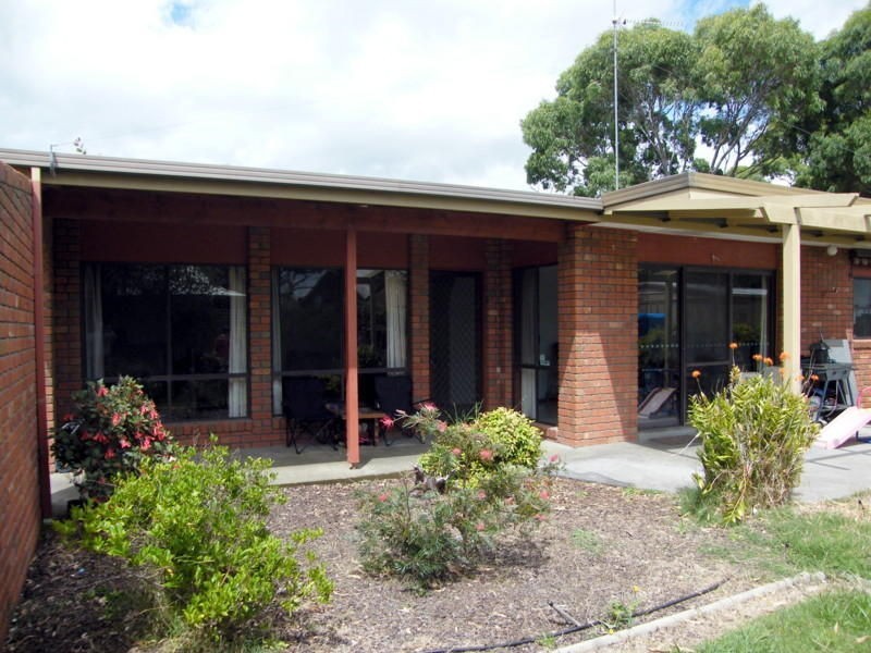 19 Newton Close, Paynesville VIC 3880