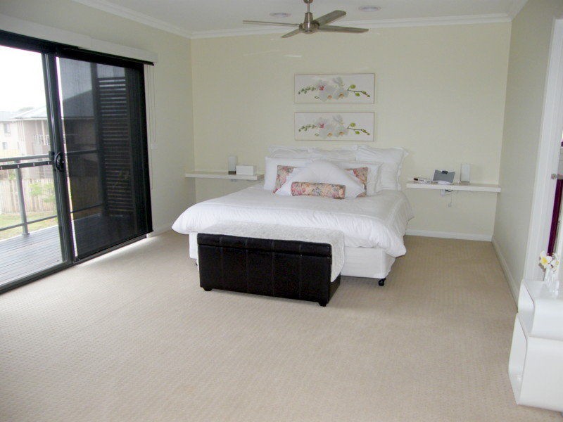 29 Sunset Boulevard, Eagle Bay Village, Paynesville VIC 3880