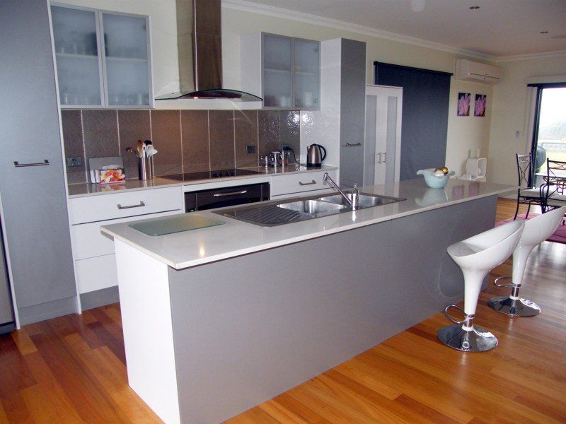 29 Sunset Boulevard, Eagle Bay Village, Paynesville VIC 3880