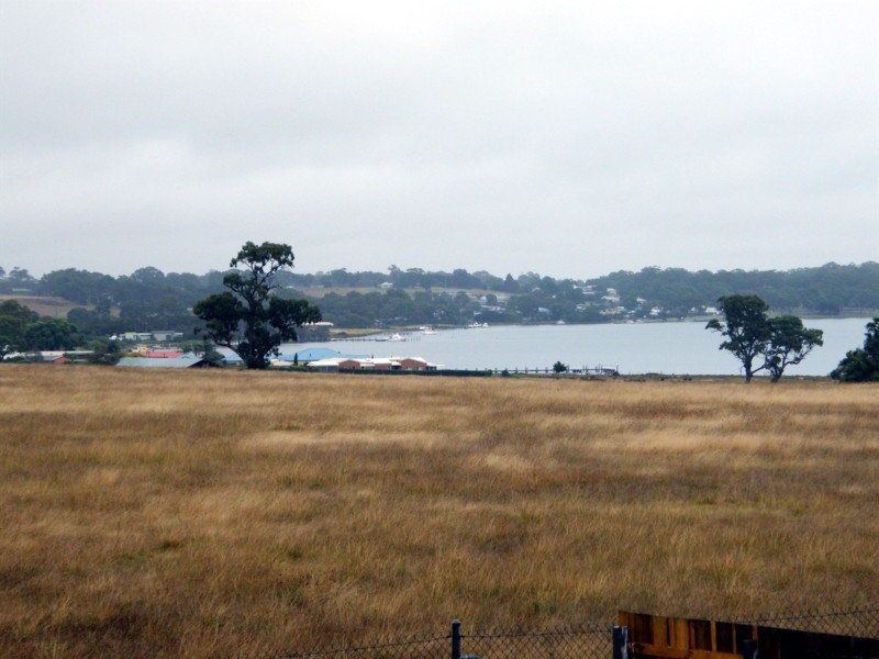 29 Sunset Boulevard, Eagle Bay Village, Paynesville VIC 3880