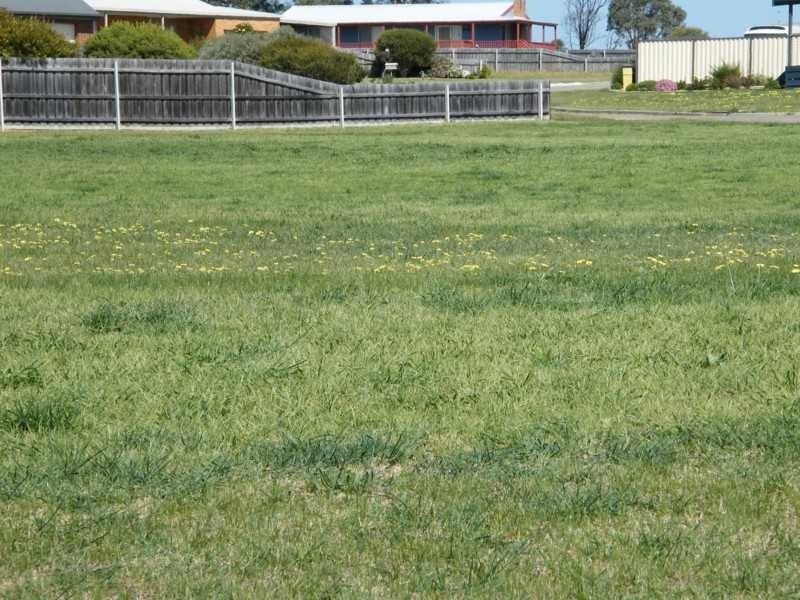 18 Landfall Drive, Newlands Arm VIC 3875