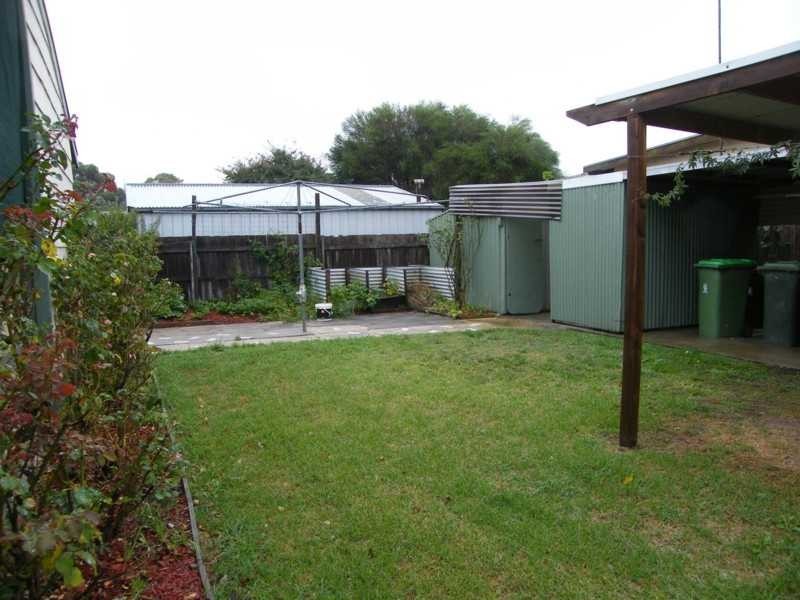 11 The Moorings, Paynesville VIC 3880