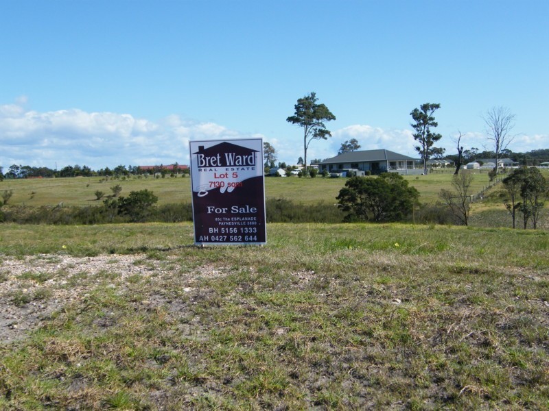 L5 Corins Crescent, Newlands Rise, Newlands Arm VIC 3875