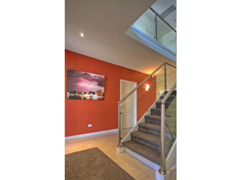 182 Newlands Drive, Paynesville VIC 3880