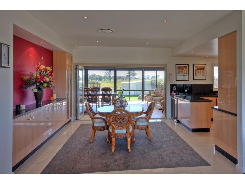 182 Newlands Drive, Paynesville VIC 3880