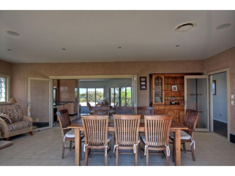182 Newlands Drive, Paynesville VIC 3880