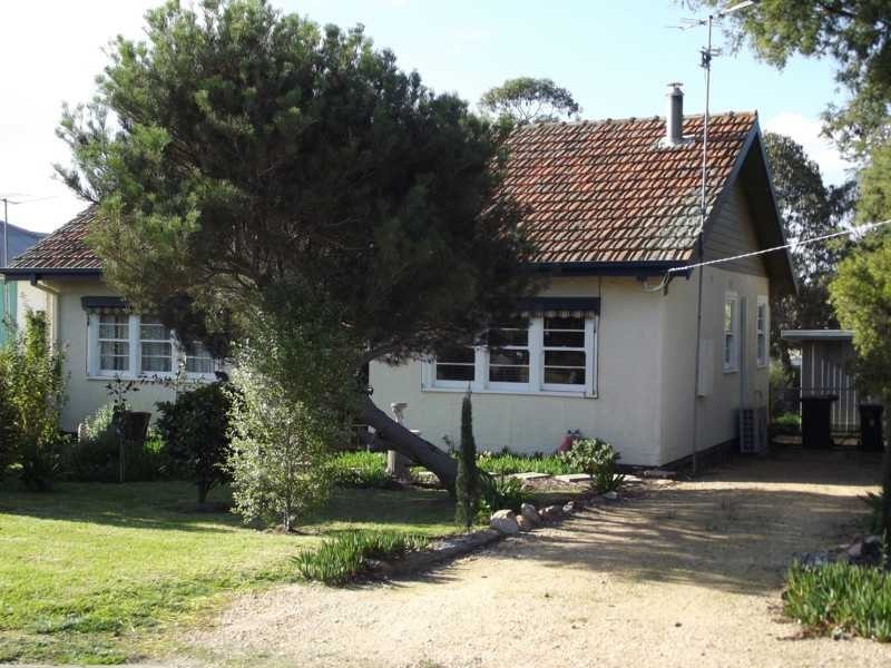 12 Nicholson-Sarsfield Road, Nicholson VIC 3882
