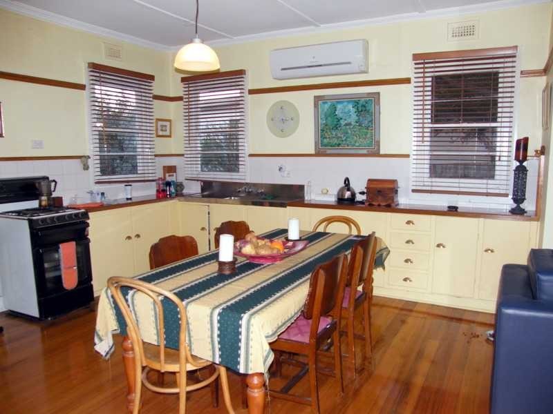 12 Nicholson-Sarsfield Road, Nicholson VIC 3882