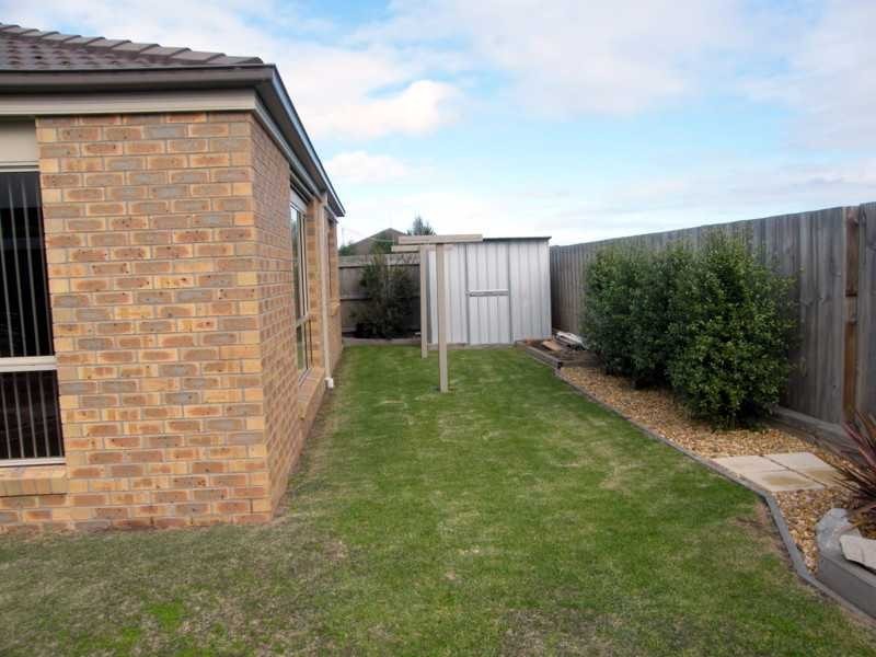 19 The Grange, Paynesville VIC 3880