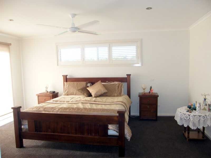 16 Riviera Close, Paynesville VIC 3880