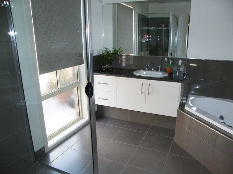 16 Riviera Close, Paynesville VIC 3880