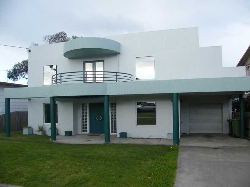 84 Langford Parade, Paynesville VIC 3880