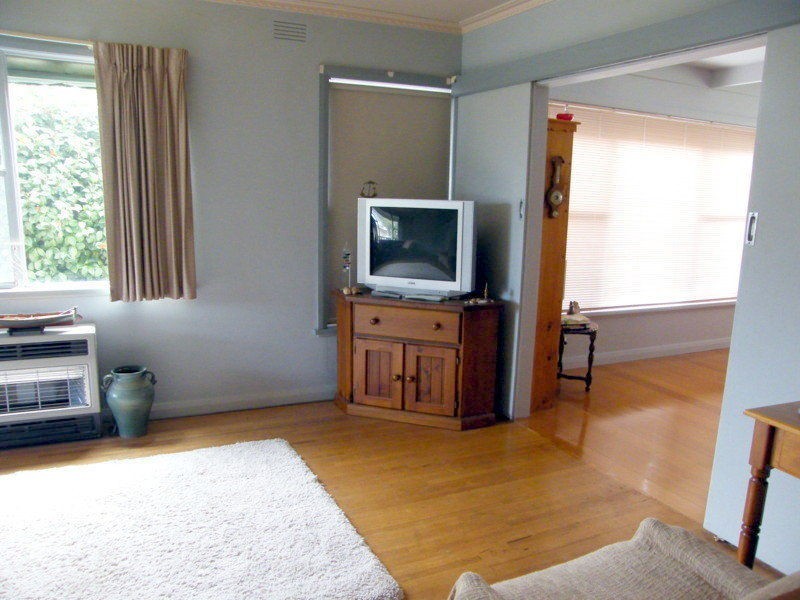 34 Gilsenan Street, Paynesville VIC 3880