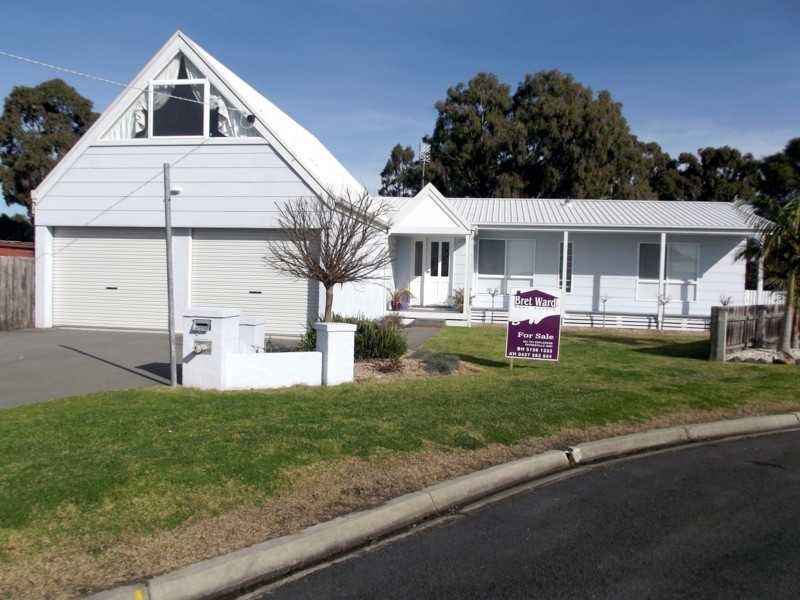 2 The Moorings, Paynesville VIC 3880