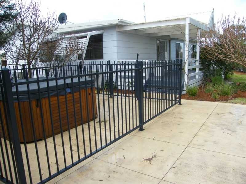 2 The Moorings, Paynesville VIC 3880