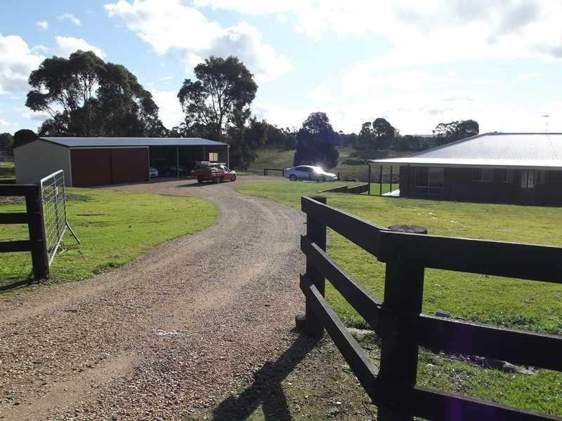 34 Patersons Court, Nicholson VIC 3882