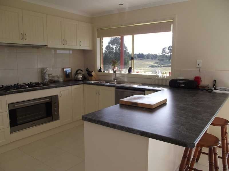 34 Patersons Court, Nicholson VIC 3882