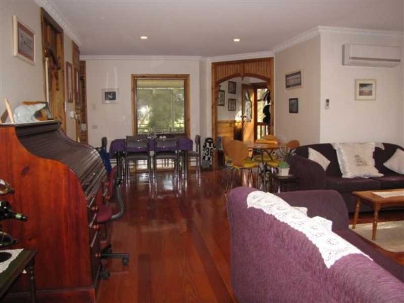 13-15 Fifth Parade, Raymond Island VIC 3880