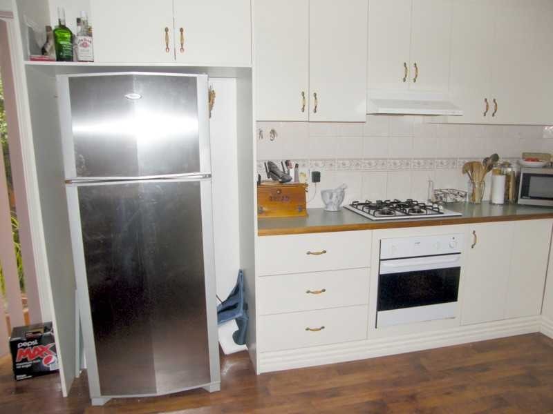 16 Waratah Avenue, Paynesville VIC 3880