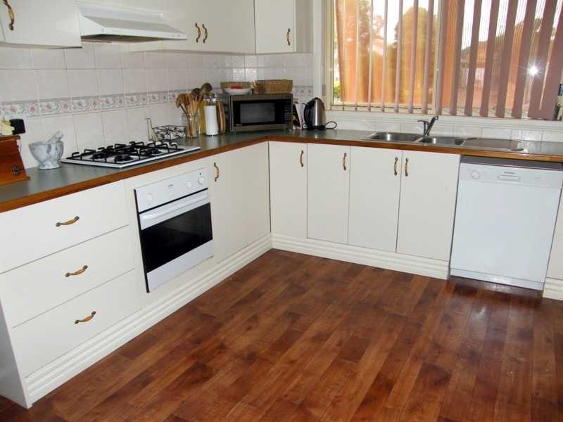 16 Waratah Avenue, Paynesville VIC 3880