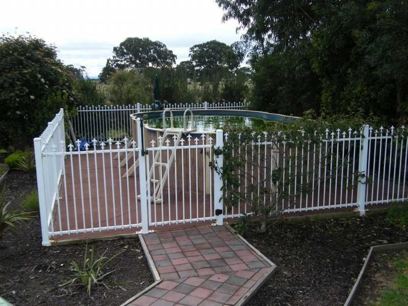 100 Newlands Drive, Paynesville VIC 3880