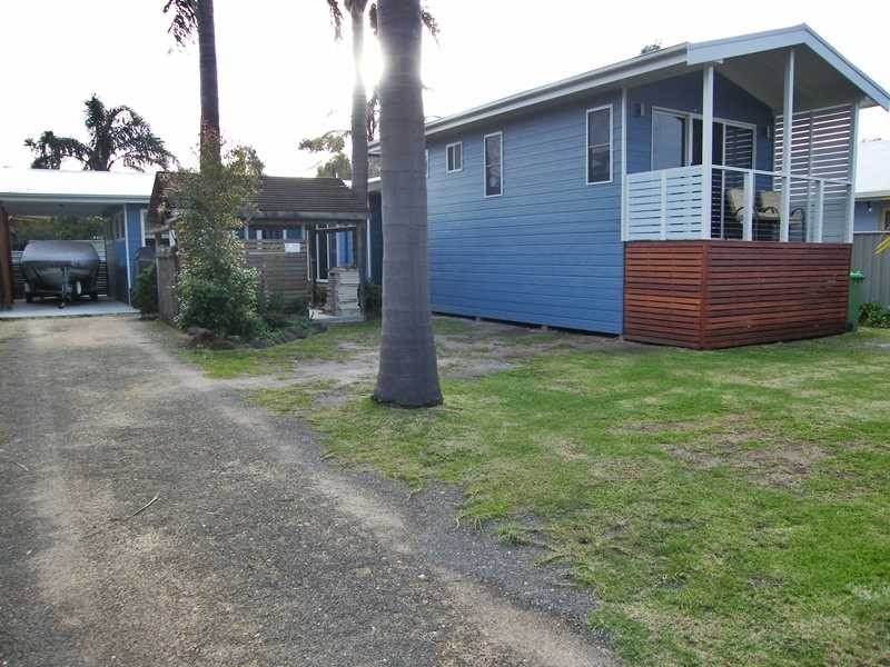 3 Merrangbaur Street, Lakes Entrance VIC 3909