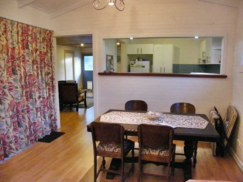 3 Merrangbaur Street, Lakes Entrance VIC 3909