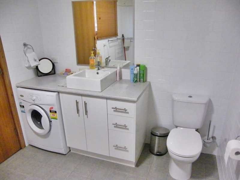 3 Merrangbaur Street, Lakes Entrance VIC 3909