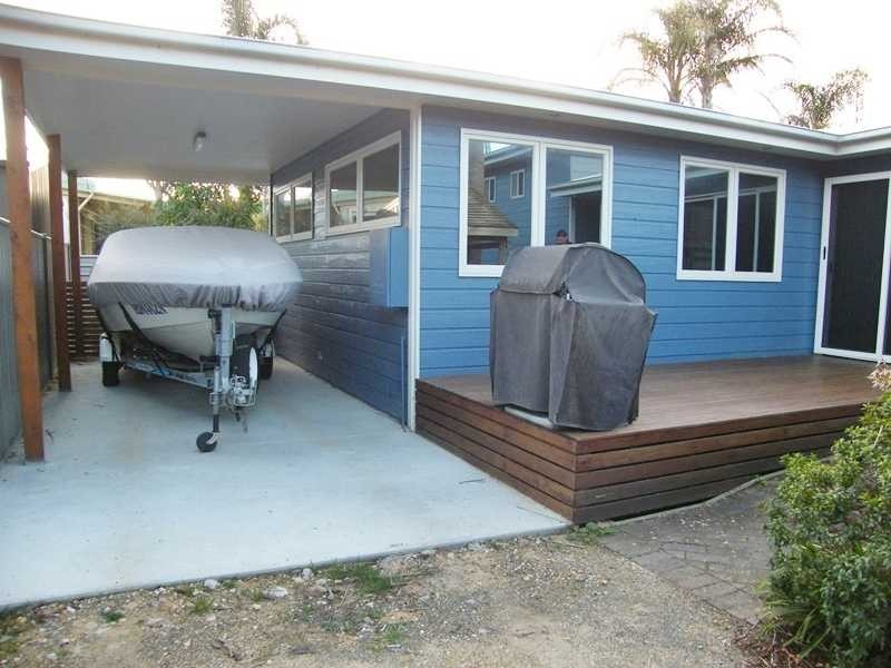 3 Merrangbaur Street, Lakes Entrance VIC 3909
