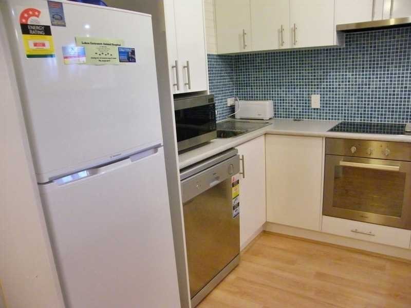 3 Merrangbaur Street, Lakes Entrance VIC 3909