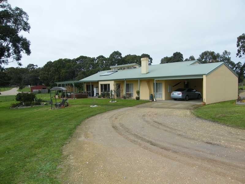108 Forge Creek Road, Eagle Point VIC 3878