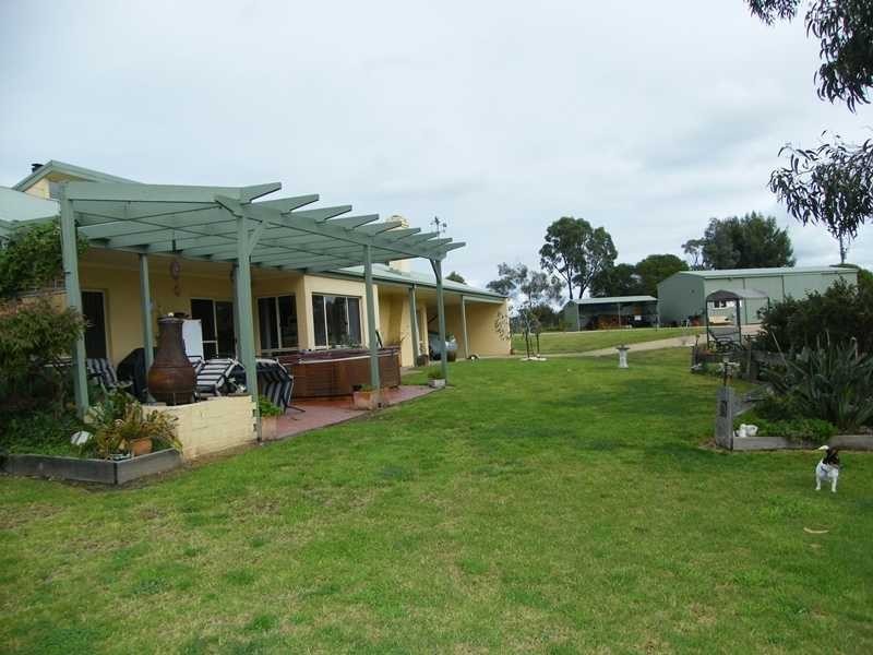 108 Forge Creek Road, Eagle Point VIC 3878