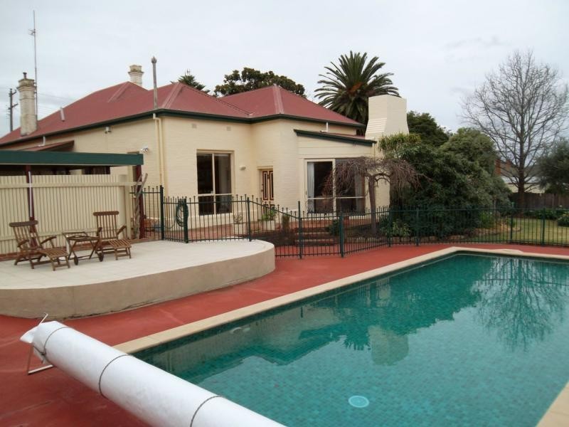 49 Murphy Street, Bairnsdale VIC 3875