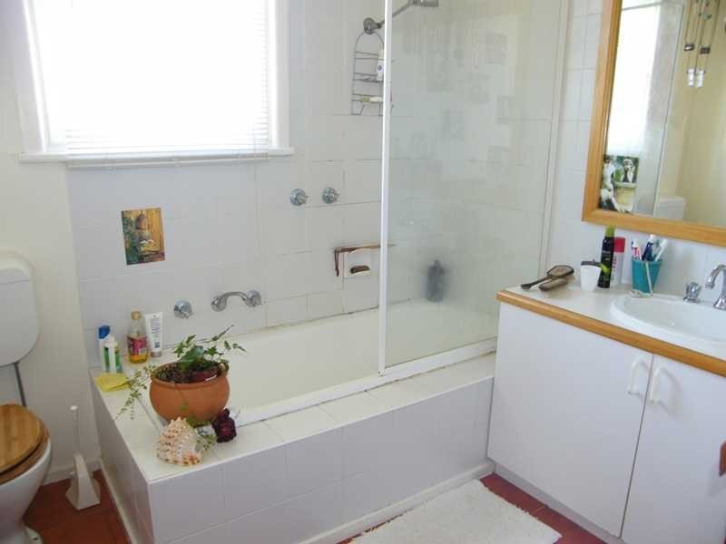 17 Main Road, Paynesville VIC 3880