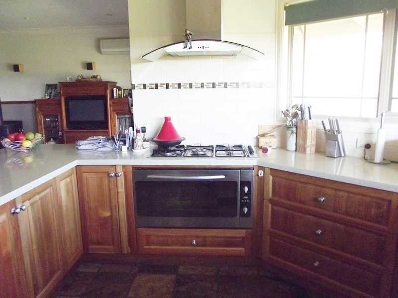 10 Newton Court, Nicholson VIC 3882