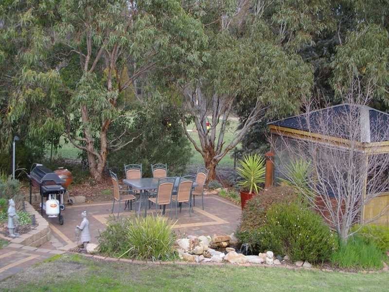 10 Newton Court, Nicholson VIC 3882