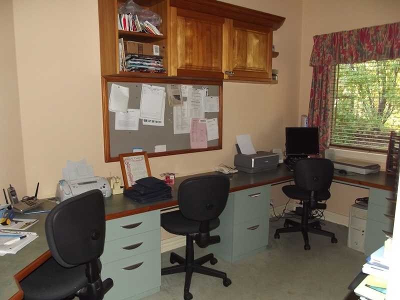 10 Newton Court, Nicholson VIC 3882