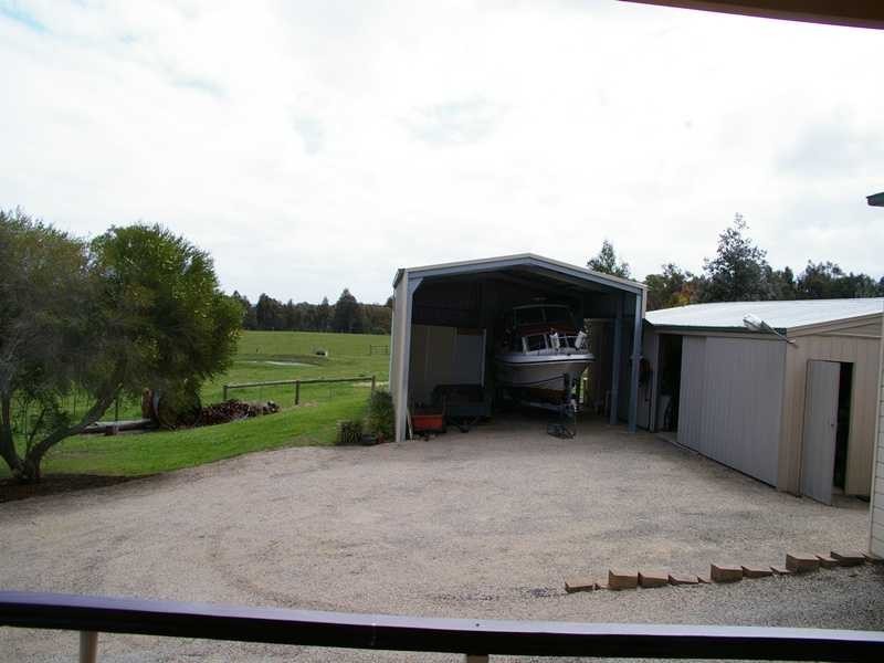 10 Newton Court, Nicholson VIC 3882